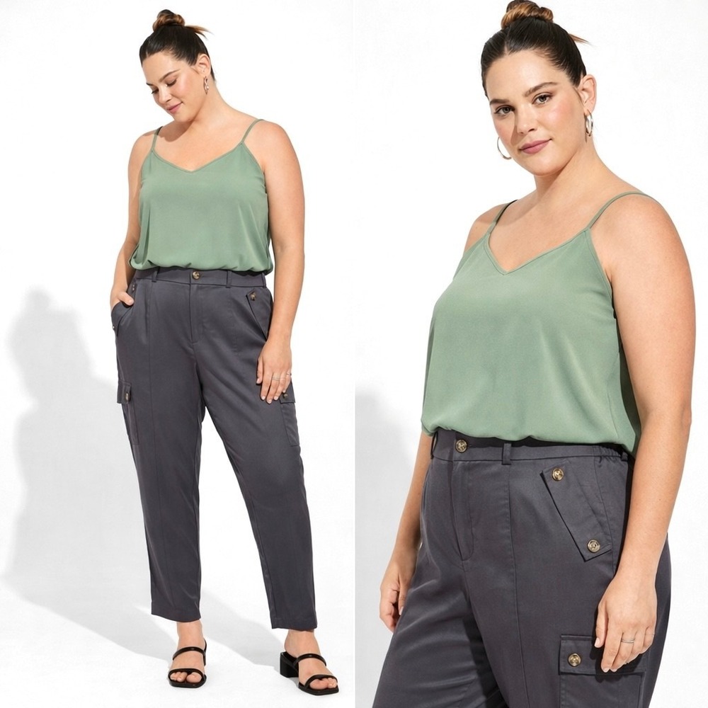 NWT Torrid Studio High Rise Cargo Pants Plus Size 28 Relaxed Tapered Linen Blend
